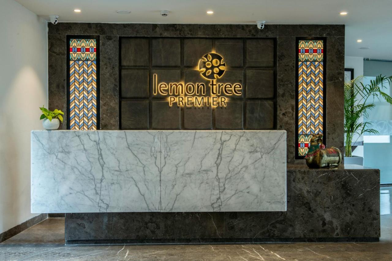 Lemon Tree Premier, Rishikesh Hotell Exteriör bild