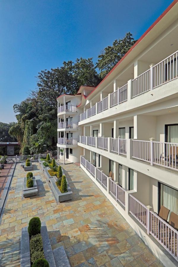 Lemon Tree Premier, Rishikesh Hotell Exteriör bild